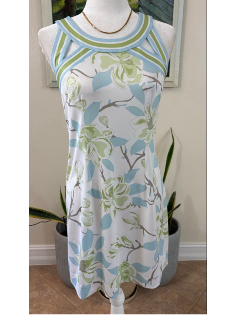 Gretchen Scott White Green Floral Mini Dress S, strappy tank built in bra